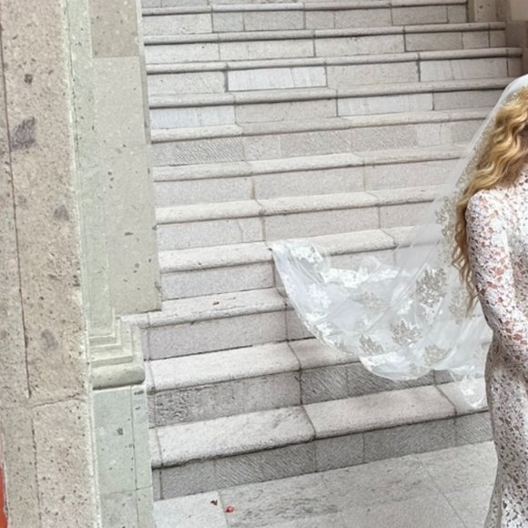 Custom-made handcrafted cathedral veil! - Picture 10 of 16